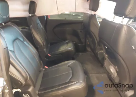 2025 Chrysler Pacifica Select from USA, damaged, VIN 2C4RC1BG4SR513954